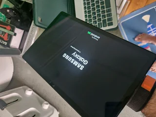 Samsung galaxy Tablet A8 10.5 inch PLUS FREE Custom keyboard case and mouse! BARGAIN!