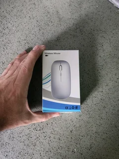 Samsung galaxy Tablet A8 10.5 inch PLUS FREE Custom keyboard case and mouse! BARGAIN!