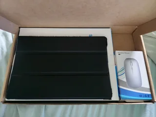 Samsung galaxy Tablet A8 10.5 inch PLUS FREE Custom keyboard case and mouse! BARGAIN!