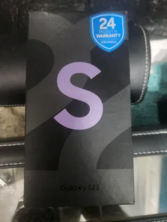 Samsung S22 256gig in Purple for sale. Dual Sim.
