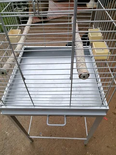 Parrot / bird cage. Excellent condition