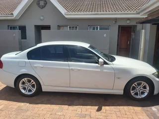 2010 BMW 3 Series Sedan