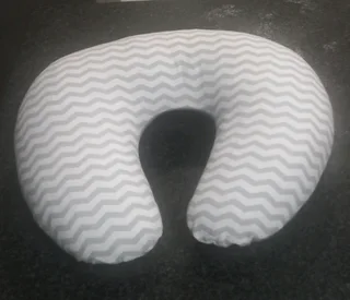 Nursing pillow