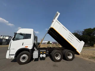 2021 FAW CA. 10 CUBE TIPPER