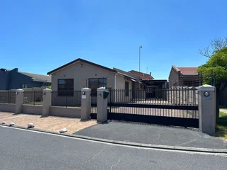 house - Ad posted by Ranganai Nyamusenga