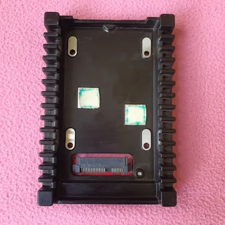 Western Digital 2.5″ to 3.5″ HDD / SSD Caddy