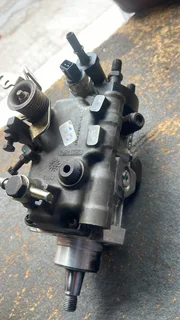 Heavy duty machines trucks diesel pumps and injectors for sale