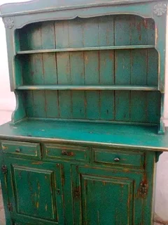 Paint technique on furniture