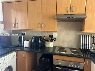 Spacious 2 bedroom apartment in secure Balla Rosa complex