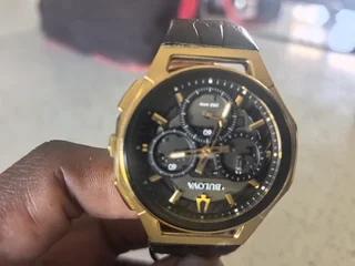 Bulova watch (timepiece)