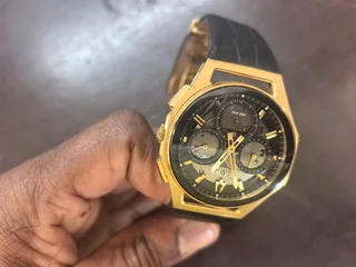 Bulova watch (timepiece)