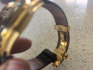 Bulova watch (timepiece)