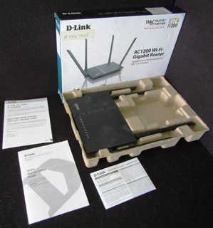D-Link DIR-825 (G1) AC1200 Wi-Fi Gigabit Router