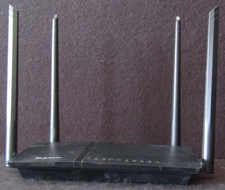 D-Link DIR-825 (G1) AC1200 Wi-Fi Gigabit Router