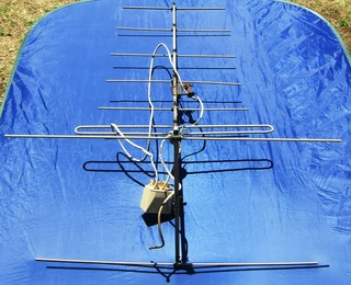 Rooftop Aerial / Antenna - l=149cm; w=85cm; h=49cm