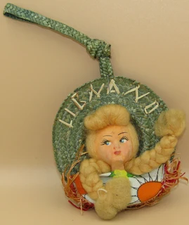 Straw Hat Lady Rear View Mirror Novelty Car Accessory - Hanging Ornament