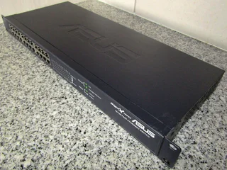 ASUS® 24 Port 10/100Mbps Desktop Ethernet Switch