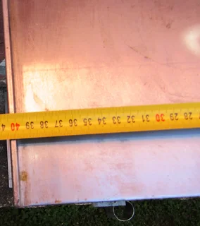 Stainless Steel Pedestal &amp; Bracket - 40cm x 40cm x 90cm