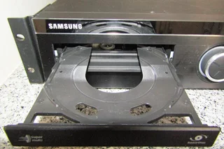 SAMSUNG SVR-950E 16-Channel Digital Video Recorder (DVR)