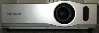Hitachi CP-X400 LCD Projector