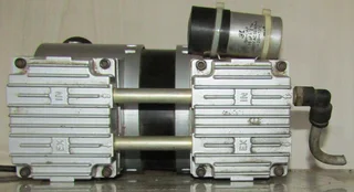 Oil-Less Piston Vacuum Pump - 250W B88