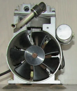 Oil-Less Piston Vacuum Pump - 250W B88