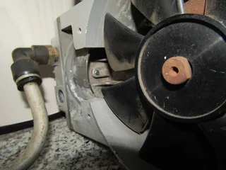 Oil-Less Piston Vacuum Pump - 250W B88