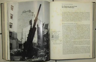 Unser Jahrhundert im Bild - German Language Reference Book