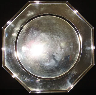 Silver Platter - Octagon 28cm between flats