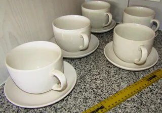 Large Soup Cups with Saucers x 5