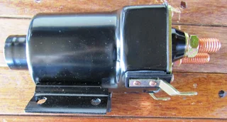 Automotive Starter Solenoid Relay 24V UNI0612