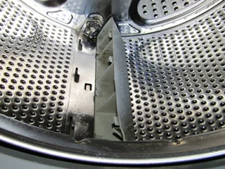 Samsung WF7600NAW Front Loading Washing Machine - needs attention!