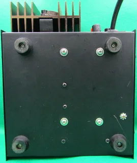 Nova 13.8V 12A Fully Regulated Power Supply