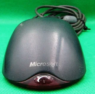 Microsoft Wheel Optical 1.1A USB Mouse
