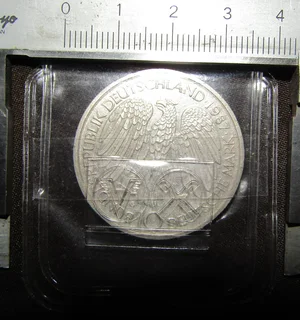 10 Deutsche Mark -RÖMISCHE VERTRÄGE 1957-87 EUROPÄISCHE GEMEINSCHAFT (UNCIRCULATED)