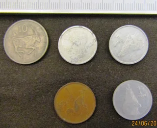 Assorted Botswana Coins x 5 ***ideal for beginner***