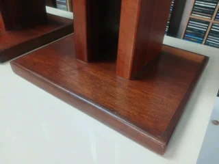 Solid Inbuia Loudspeaker Stands (WeBuyHifi)