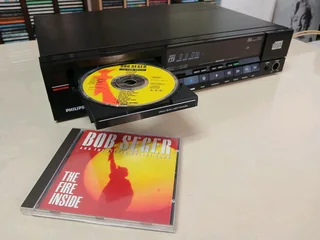 Philips CD650 Compact Disc Player - 3 MONTHS WARRANTY (WeBuyHifi)