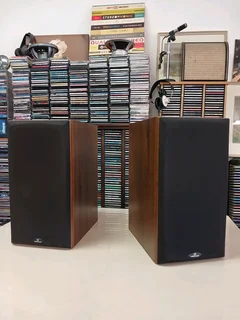 CLEANEST IN SA! Monitor Audio Bronze BR2 Loudspeakers - 3 MONTHS WARRANTY (WeBuyHifi)
