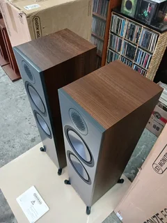 LIKE NEW! Monitor Audio Bronze 500 Loudspeakers - 3 MONTHS WARRANTY (WeBuyHifi)