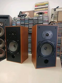 MINT! Bowers &amp; Wilkins DM 10 Loudspeakers - 3 MONTHS WARRANTY (WeBuyHifi)