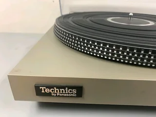 Technics SL-23 Belt Drive Turntable - 3 MONTHS WARRANTY (WeBuyHifi)