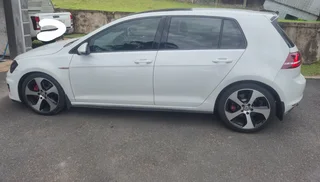 2014 Volkswagen Golf Hatchback