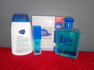 Woman&#39;s perfume and lotion combo