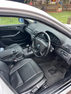 2002 BMW E46 320i