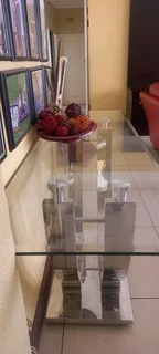 Glass Top Table R6000