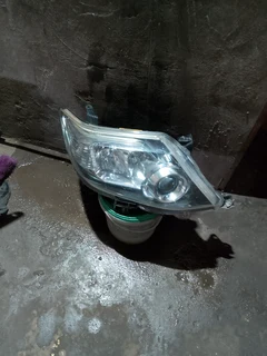 Toyota Fortuner D4D headlight Right