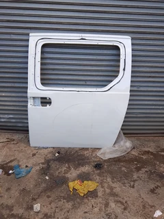 Hyundai Staria sliding door