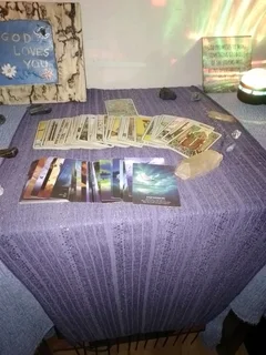 Psychic Tarot Card Readings