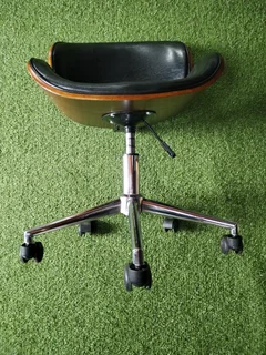 Ergonomic U-type Backrest Wood 360° Swivel Office Chair With Gas lift